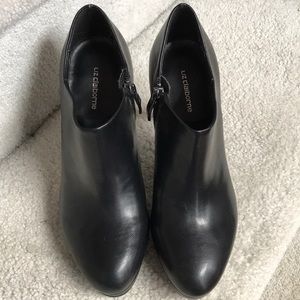 Liz Claiborne Shootie, Black Sz6